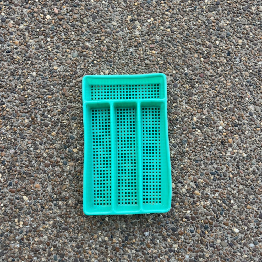 Vintage Teal Plastic Mesh‎ Drawer Organizer Tray 4 Compartment Kitchen  Storage